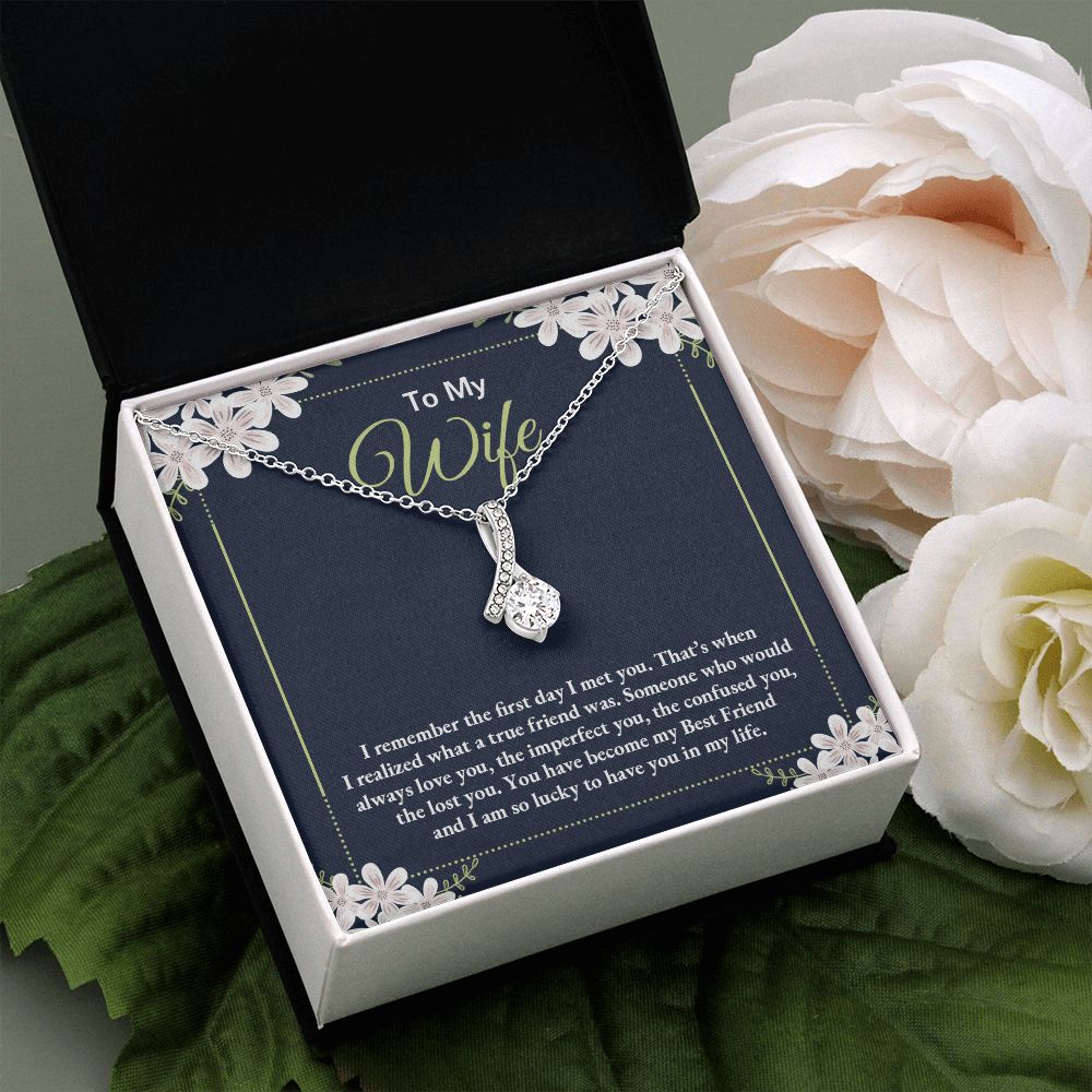 To My Wife, I Remember the First Day I Met You-Alluring Beauty Necklace